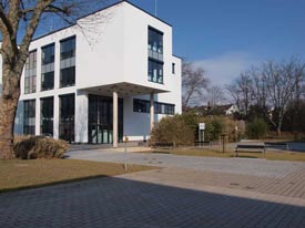 Außenaufnahme der Hochschule