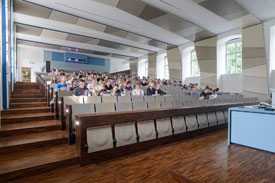 Studierende der Uni Mannheim in der Vorlesung