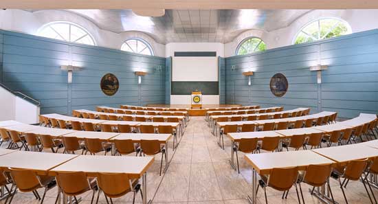 Due Aula der HFPH München