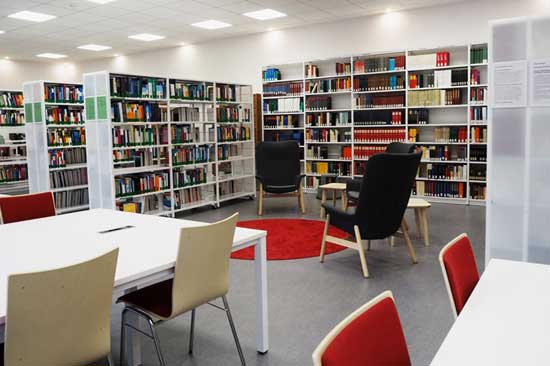 Die Bibliothek der PTHV