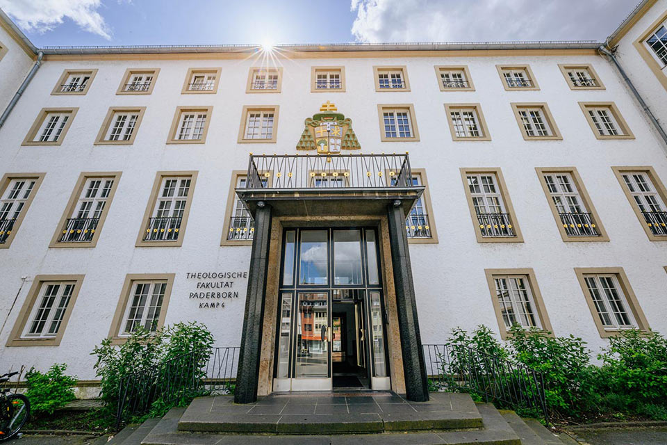 Das Gebäude der Theologischen Fakultät Paderborn.