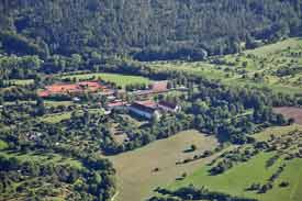 Luftbildaufnahme der Hochschule für Forstwirtschaft Rottenburg