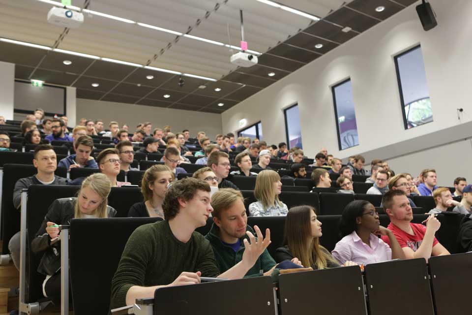 Studierende in Vorlesung