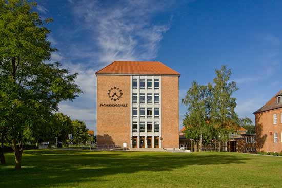 Das Gebäude der Fachhochschule