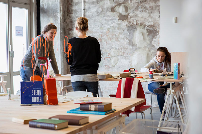 Expressive Arts in Social Transformation – Medical School Hamburg
