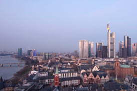 Skyline mit Wolkenkratzern (Frankfurt)