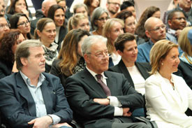 ALP-Beiräte und Studierende hören Vorlesung
