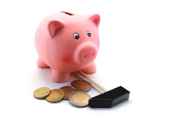 Und selbst das Sparschwein guckt besorgt…